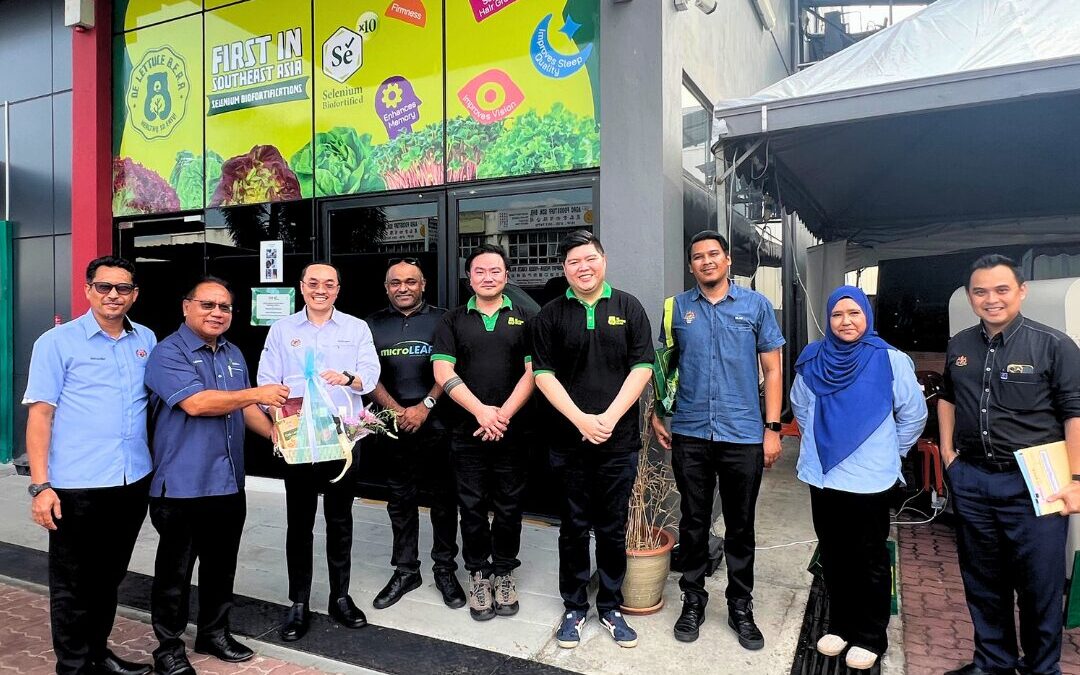 KPKM’s VIP Tours Indoor Farming Site